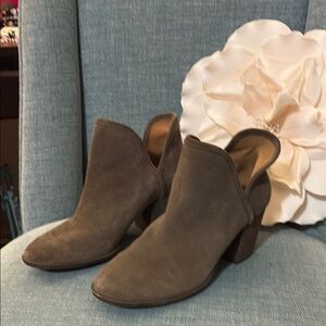 Lucky Brand Taupe Suede Slip-On Boots